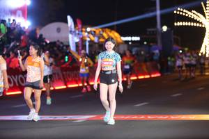 BIB: 
                            <button type="button" onclick="openModal(23339637)" class="btn btn-primary btn-sm float-right btn-popup" data-toggle="modal" data-target=".modal-high-quality">
                        <i class="fas fa-shopping-cart"></i> Add to Cart
                    </button>
                                            <button type="button" onclick="isThisMe(23339637, true)" class="btn btn-success btn-sm float-right btn-popup btn-isme hidden" data-toggle="tooltip" data-placement="bottom" title="นี่คือรูปของคุณใช่ไหม คลิกที่นี่เพื่อเอาเข้าอัลบั้ม">
                        <i class="fas fa-plus"></i> Add to album
                    </button>
                    <button type="button" onclick="isThisMe(23339637, false)" class="btn btn-warning btn-sm float-right btn-popup btn-isnotme hidden">
                        <i class="fas fa-ban"></i> Remove from album
                    </button>